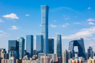 北京空气质量靠近长三角，，退出污染“双高”群 | 北大研究报告