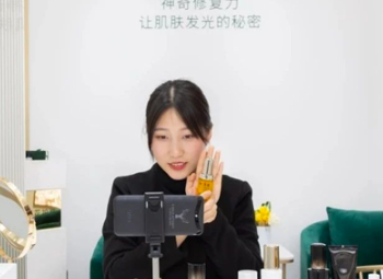 刘宏举：：：从小清新到高端化，数字化驱动国产品牌升级 | K8官网案例