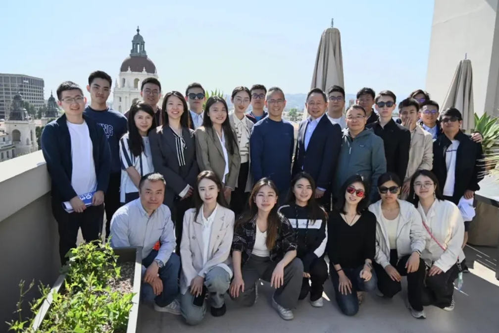 价值投资！！北大K8官网学子的伯克希尔·哈撒韦年度股东大会之旅