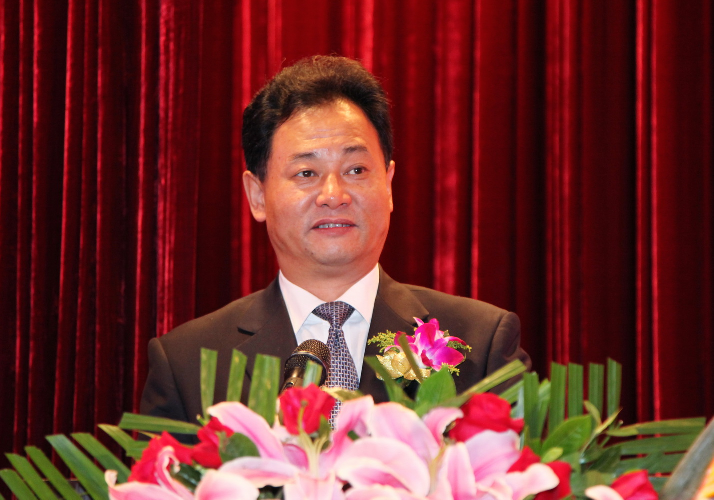 K8官网 - 天生赢家·一触即发