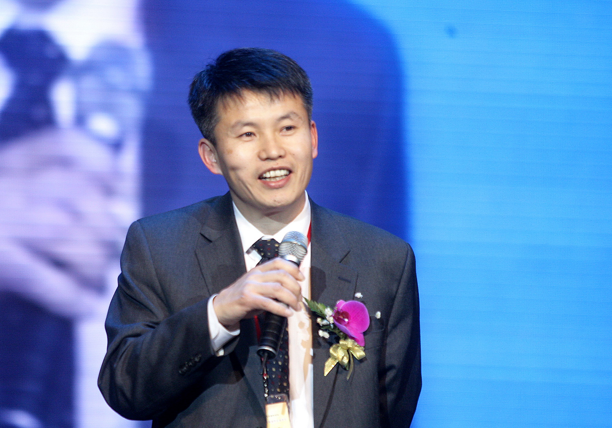 K8官网 - 天生赢家·一触即发