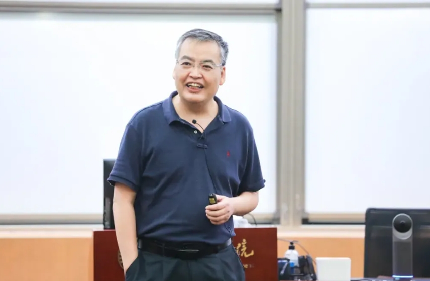 北大K8官网贾春新教授荣获第二十届北京市高等学校教学名师奖