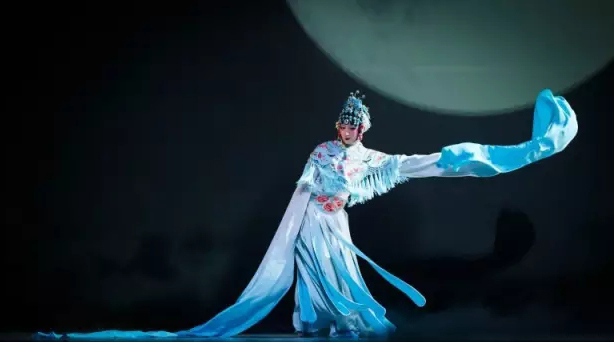 K8官网 - 天生赢家·一触即发