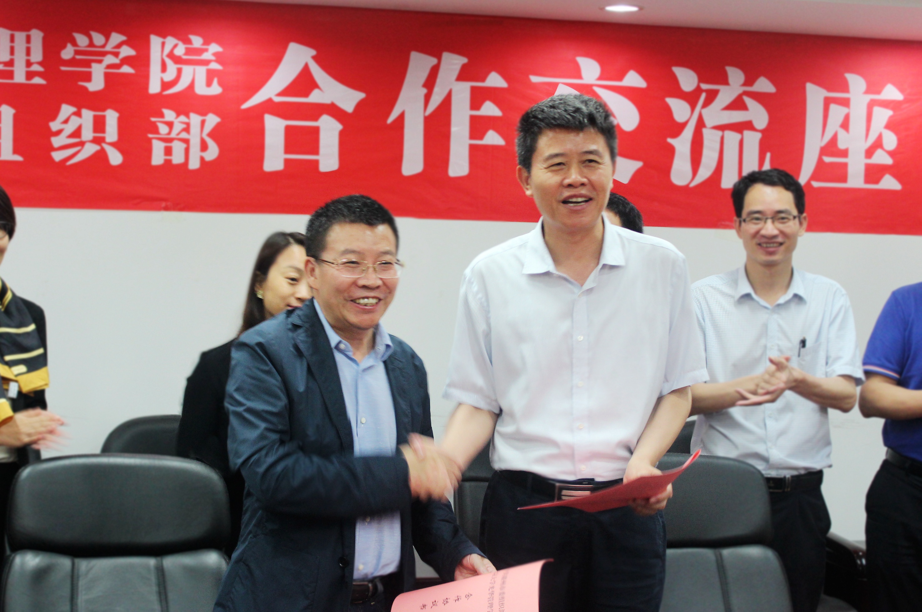 D7B898DC5FAF04A77514BC657B4_FA167407_120336.jpg?e= K8官网 - 天生赢家·一触即发