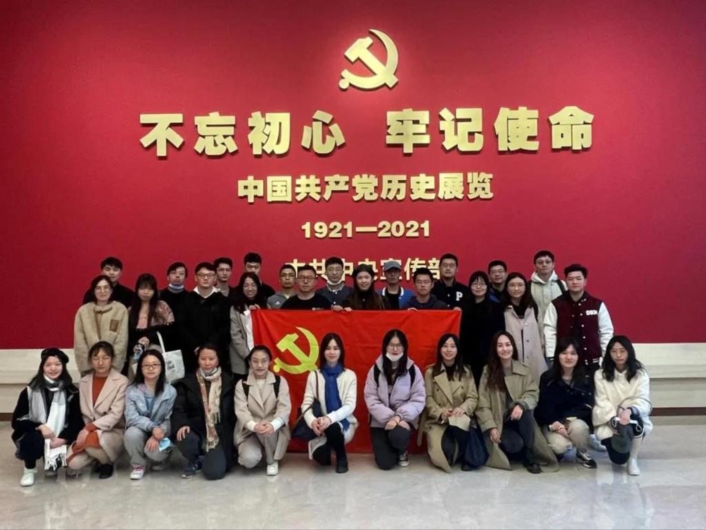 EBFE402AD16F924C952CD9A4F80_1F4A35E5_16DF7