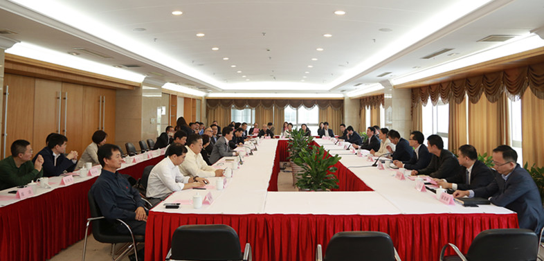 走进青浦 工业共兴——北大K8官网EMBA华东校友会“走进区县“系列活动