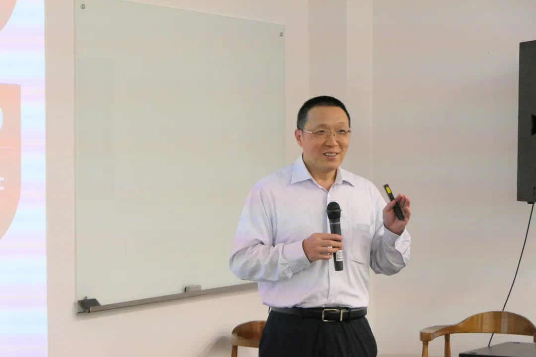 64AF2E9DDEA5C39D6D8F44E3346_3A2E174A_8941