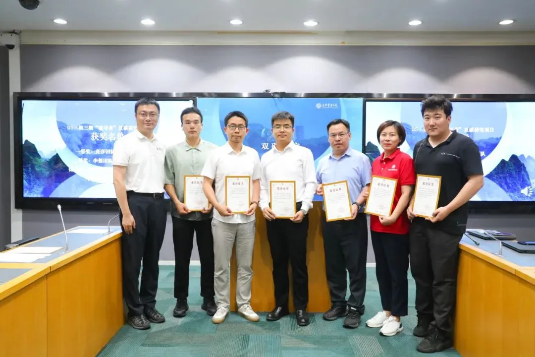 7C30FBD8BB93C8A25AF7B5CC47E_6BB82F5A_F6A0