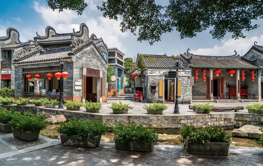 73EE884EFE8161660F332A6EDB2_F6B4A57D_35756