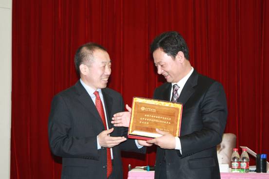 K8官网 - 天生赢家·一触即发