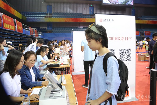 C5D43D4A6AD35343E8F6E3AB1A2_ECD41601_17182